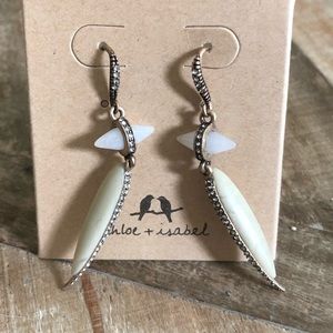 Chloe + Isabel Jewelry - Ivory & gold earrings Chloe + Isabel Jewelry - Ivory & gold earrings